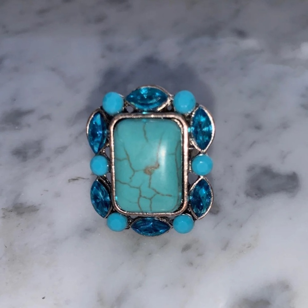 Ring - Picture 2 of 3